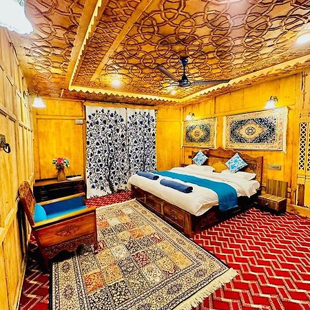 New Zealand Group Of Houseboats Hotel Srīnagar Exterior foto