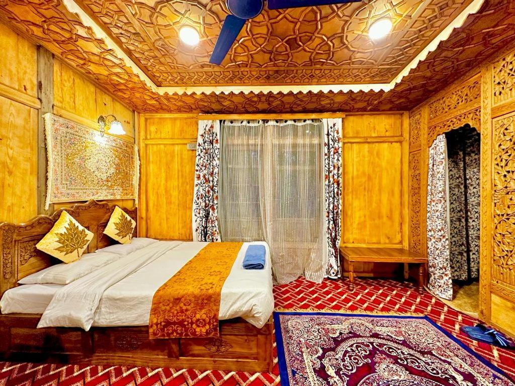 New Zealand Group Of Houseboats Hotel Srīnagar Exterior foto