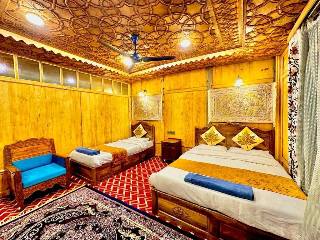 New Zealand Group Of Houseboats Hotel Srīnagar Exterior foto